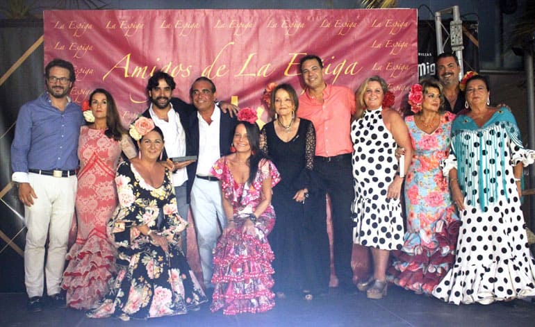 los amigos de la espiga distinguen a daniel casares